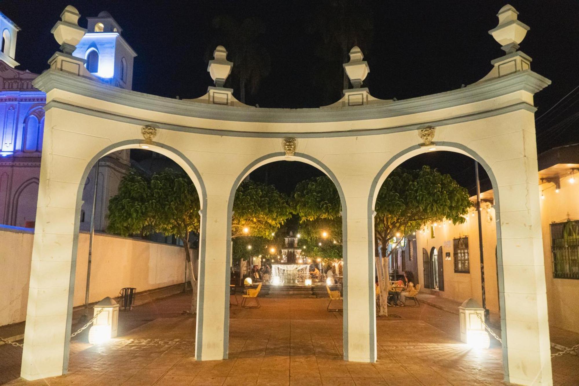 La Casa De Mamapan Hotel Colonial Ahuachapán Dış mekan fotoğraf